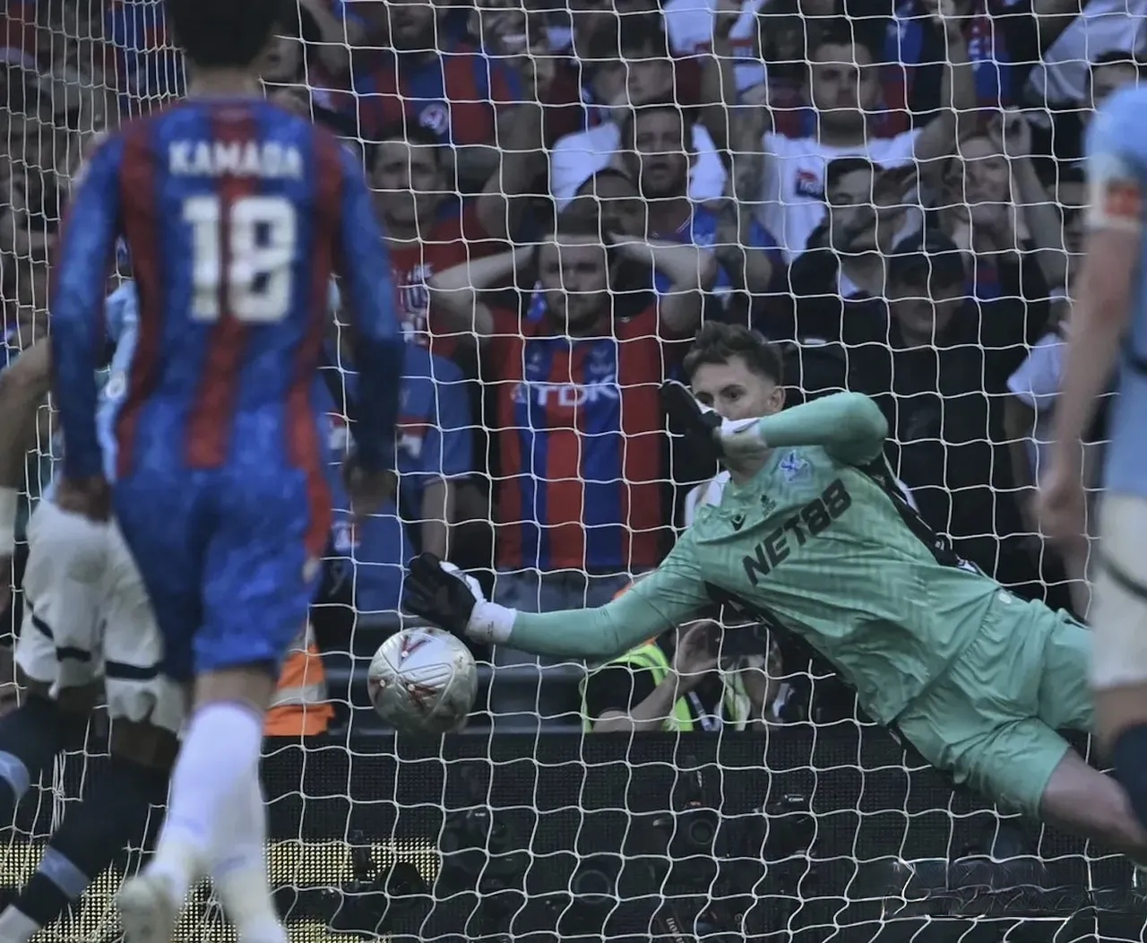 kaiyun-关于败北首场状态出色，巴塞罗那观众沸腾！，哈兰德重返赛场观众掌声雷动的信息